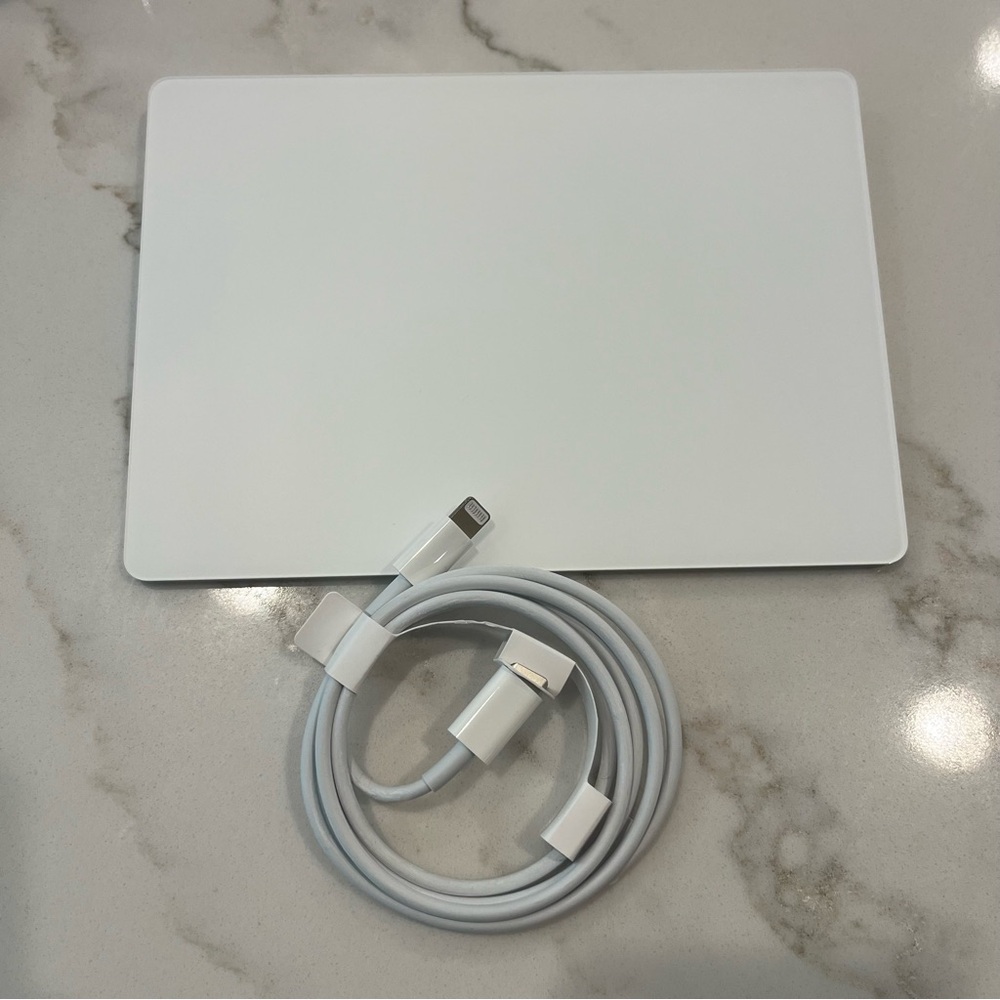 Apple Magic Trackpad - White